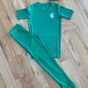 Holiday PJs size 6/7